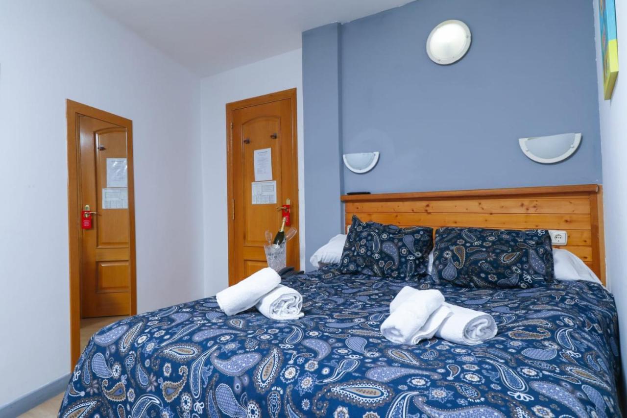 Hotel Merino Pas De La Casa Dış mekan fotoğraf